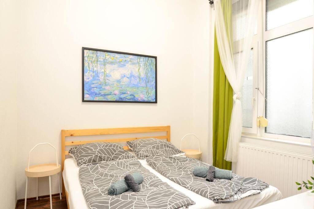 Famous Kiraly Street At Large 3Br 10Ppl @ Central Budapest Exterior foto
